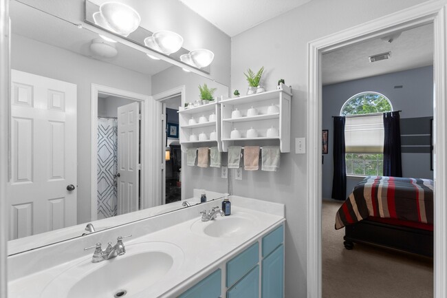 Photo - 51 N Scribewood Cir