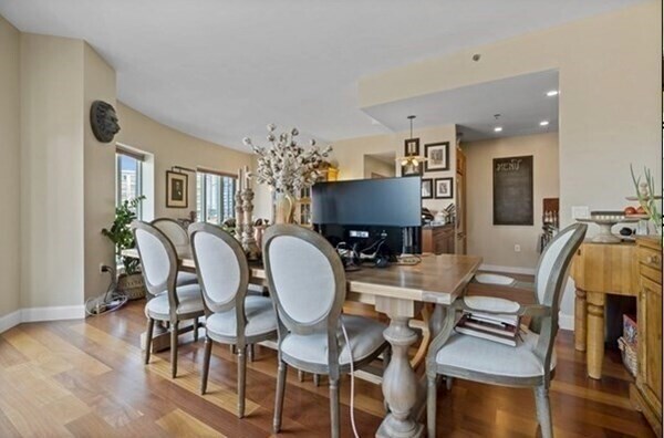 Photo - 20 2nd St Unit 425