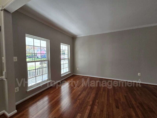 Photo - 2520 Post Oak Dr