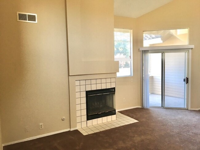 Photo - Wonderful 2 bed 2 bath Condo in Hercules -...