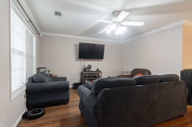 Photo - 1325 Cedar Shoals Dr