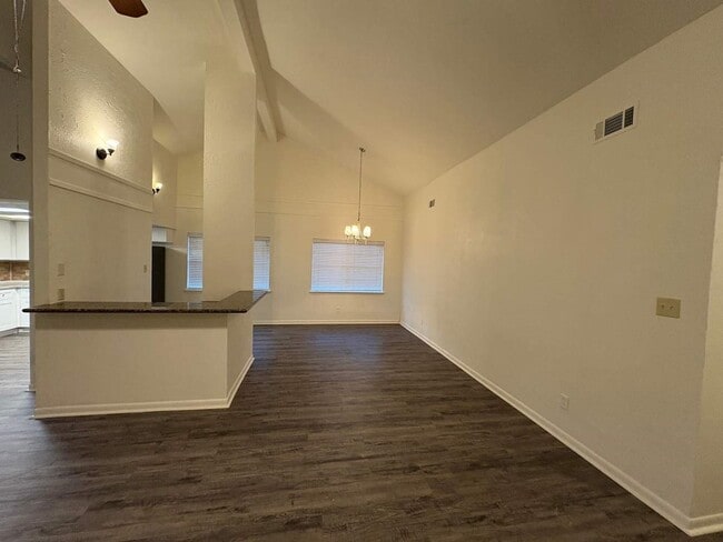 Photo - 1613 Cantrell Blvd