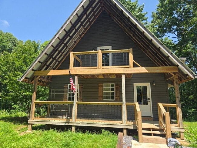 Building Photo - 6013 Bates Pike SE