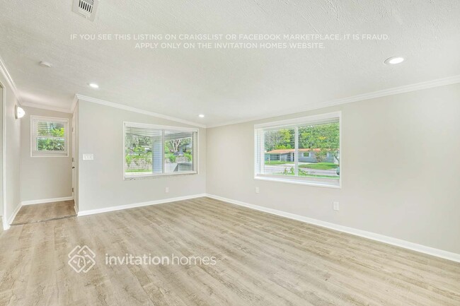 Photo - 428 La Paz Pl