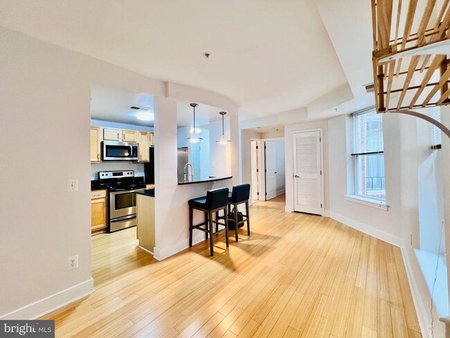 Photo - 1108 Columbia Rd NW Unit 304