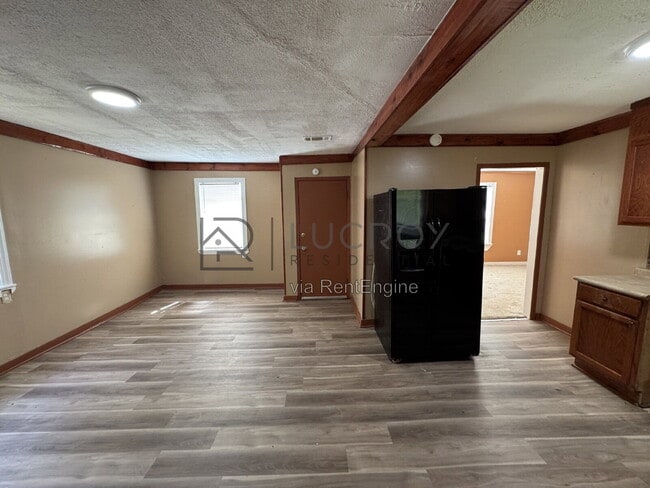 Photo - 1335 Morson Rd