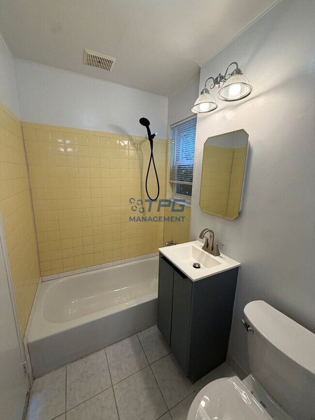 Photo - 239 Spring St Unit A-5