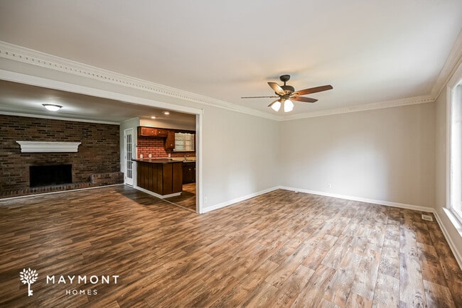 Photo - 629 Brook Dr