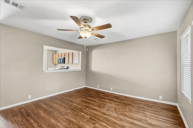 Photo - 3443 Becker Glen St
