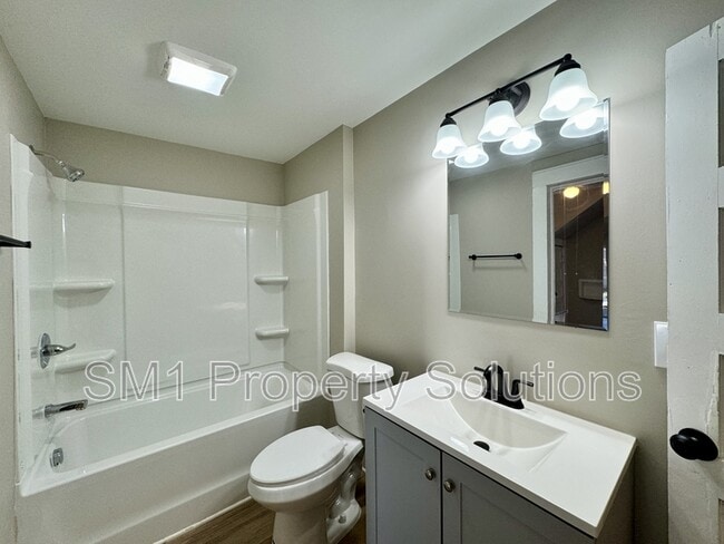 Photo - 702 Silver Ave