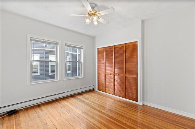 Photo - 144 W Adams St Unit 2
