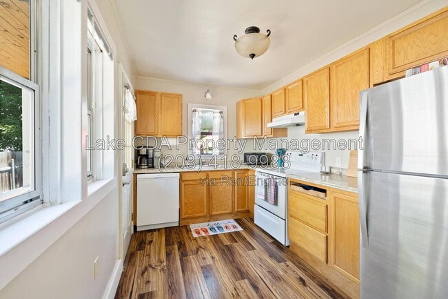Photo - 1202 N C St