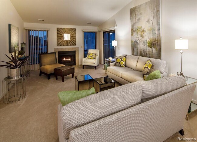 Photo - 18408 Wimbledon Ct