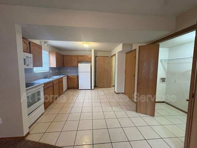 Photo - 1433 Frosty Dr