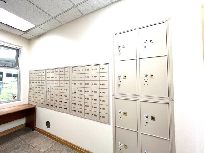 Photo - 1448 Young St Unidad 1411
