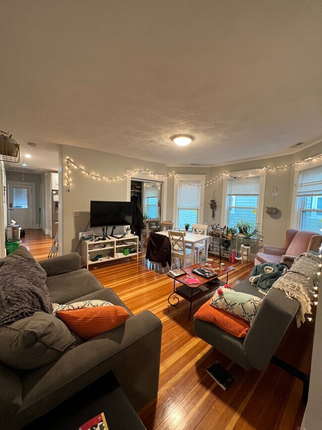 Photo - 307 Highland Ave