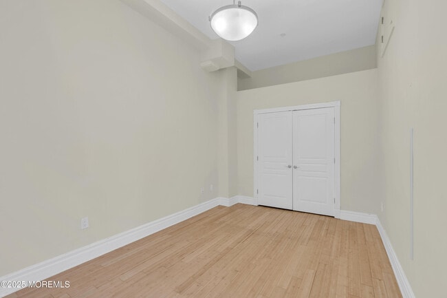 Photo - 300 Emory St Unidad 306