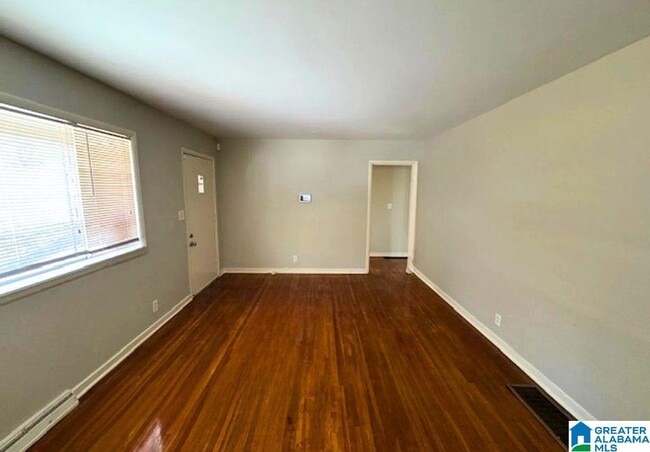 630 Lisa Ln