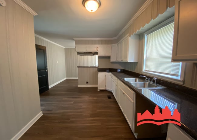 Photo - 3678 Nottingham Pl