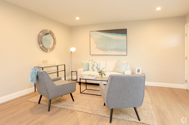 2BR 1BA-895 Sq Ft-Modeled