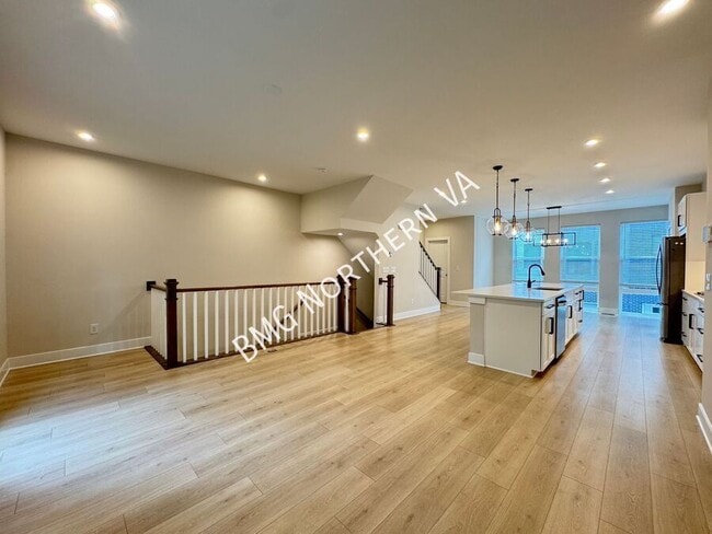 Photo - 1021 S Taylor Ct