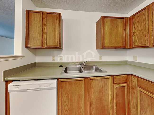 Photo - 2322 Bristol Dr