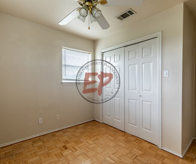 Photo - 520 Live Oak St