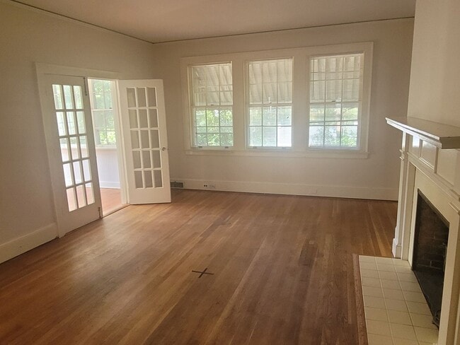 Photo - harde329 Unit UPPER