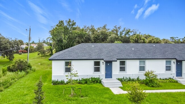 Building Photo - 260 Rotonda Blvd W Rental
