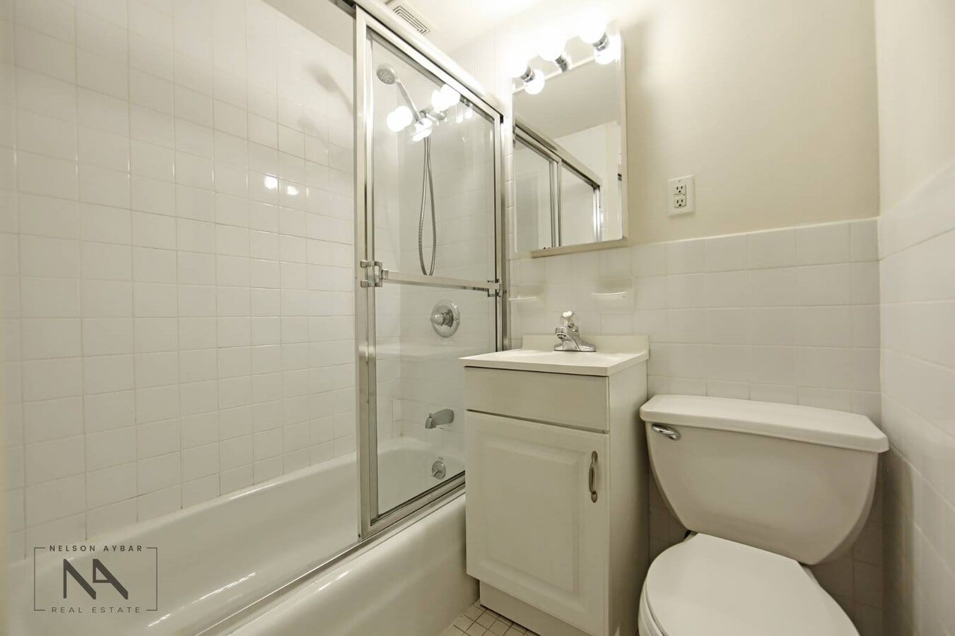 Photo - 873 Union St