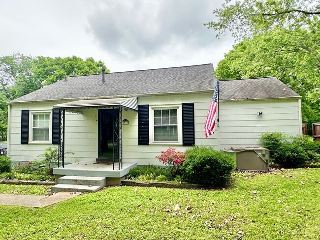 Mid-Century Retro Masterpiece! - Mid-Century Retro Masterpiece! House