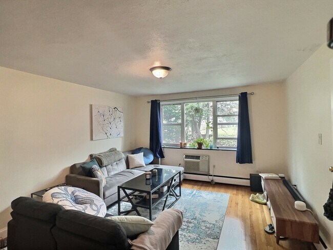 Photo - 217 Kent St Unit 11