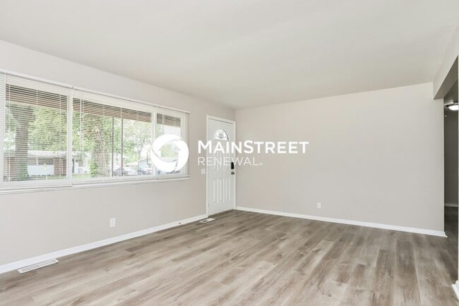 3 Bedroom Pet-Friendly Home in St. Louis, MO with Main Street Renewal
