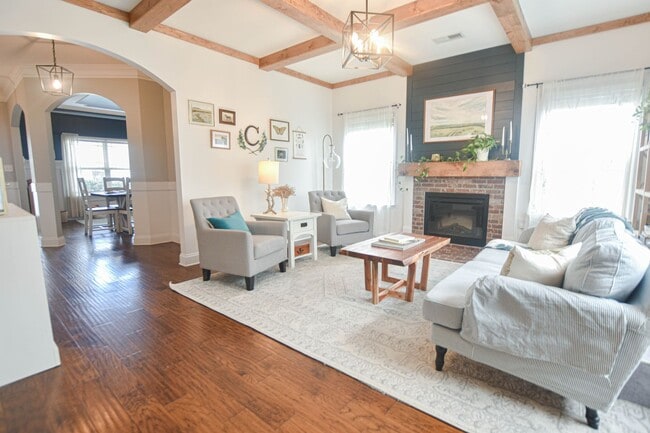 Photo - Pet Friendly Four Bedroom!