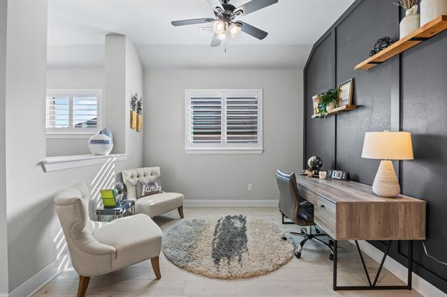 Photo - 2102 Clearwater Way