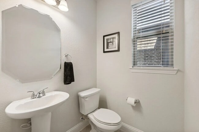 Photo - 5601 Bottiglia Way