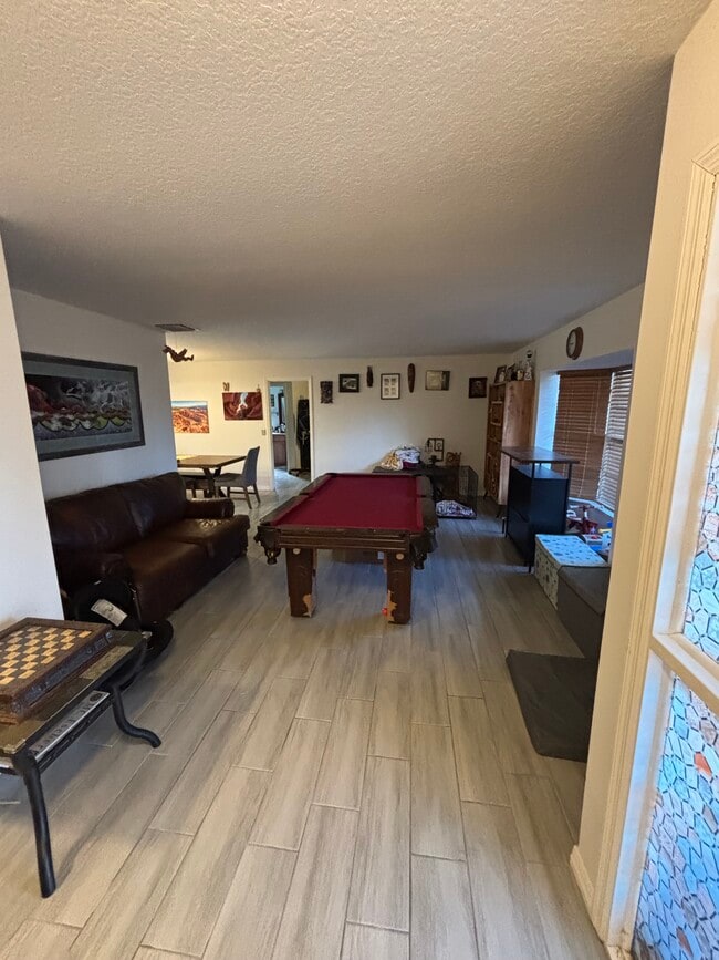 Photo - 1426 Farmington Ave