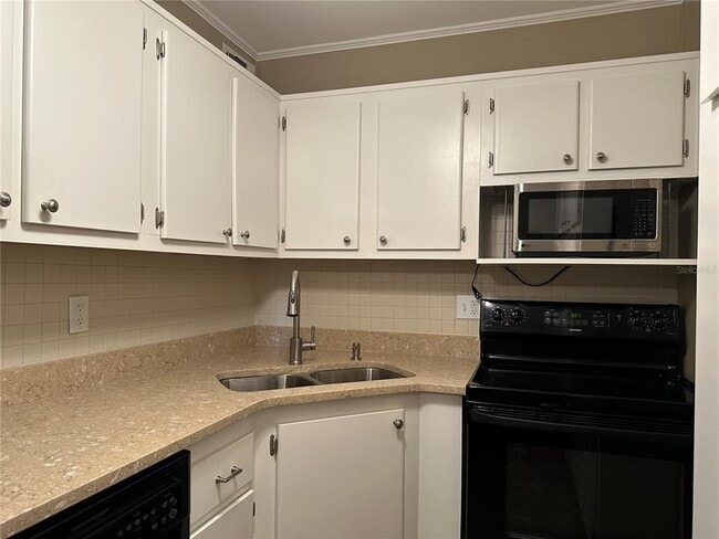 Photo - 209 NE Lincoln Cir N Unit 406