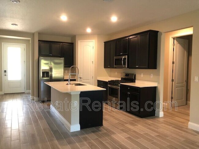 Photo - 308 Sweet Oak Wy