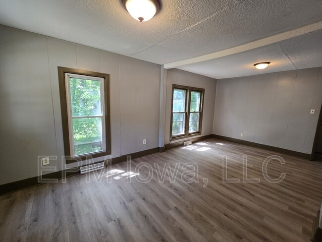 Photo - 519 Adams St