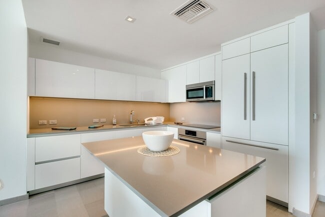 Photo - 88 SW 7th St Unit # 1905