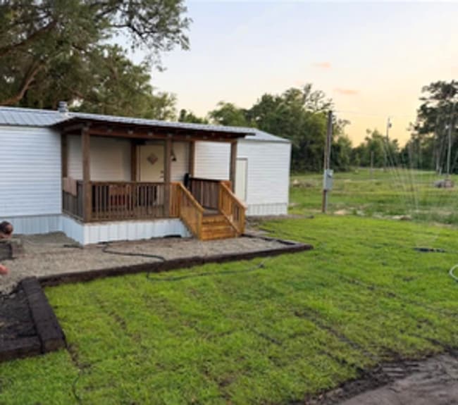 Building Photo - 2753 Medlar Ln