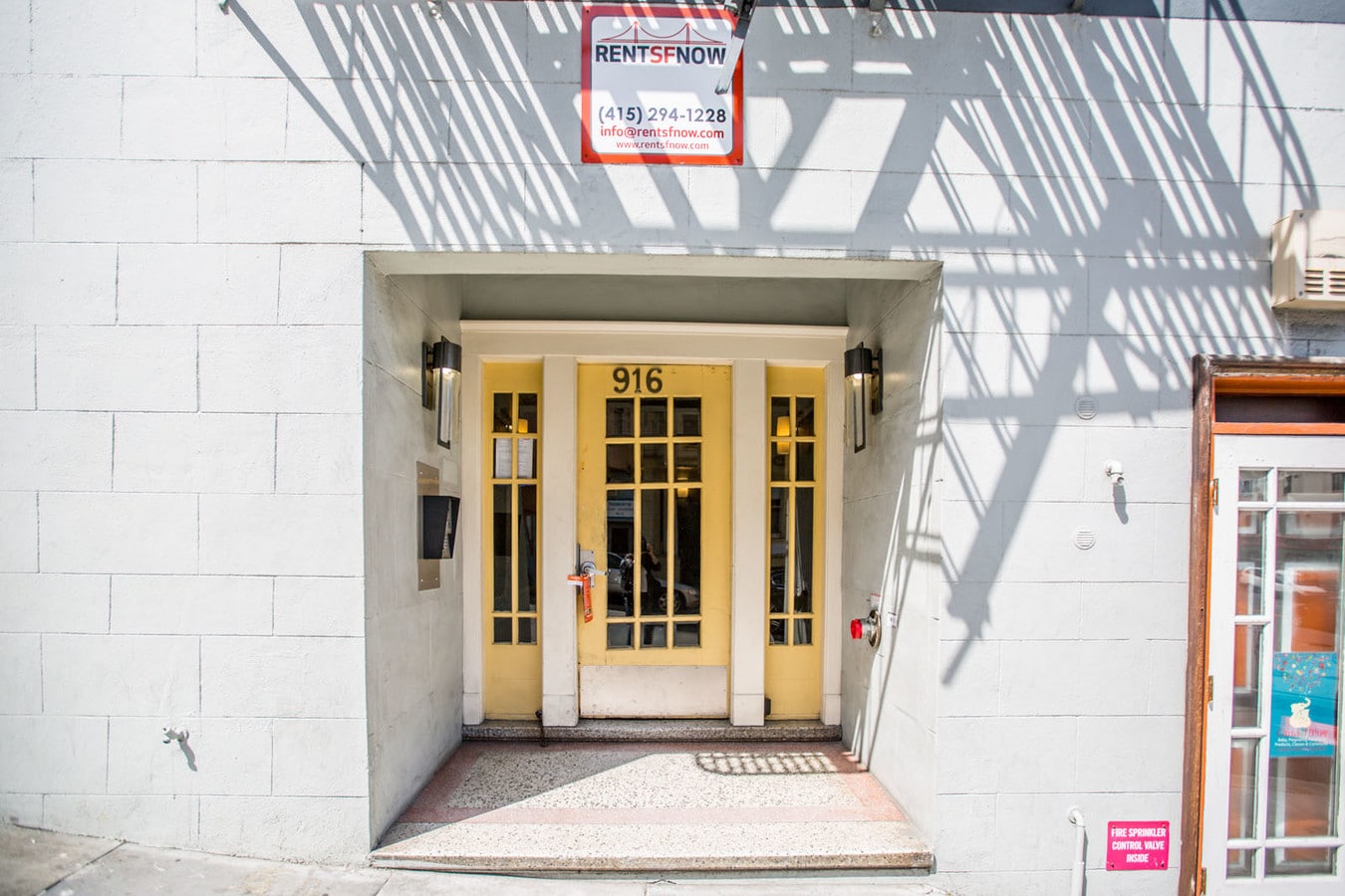 916 Pacific - 916 Pacific