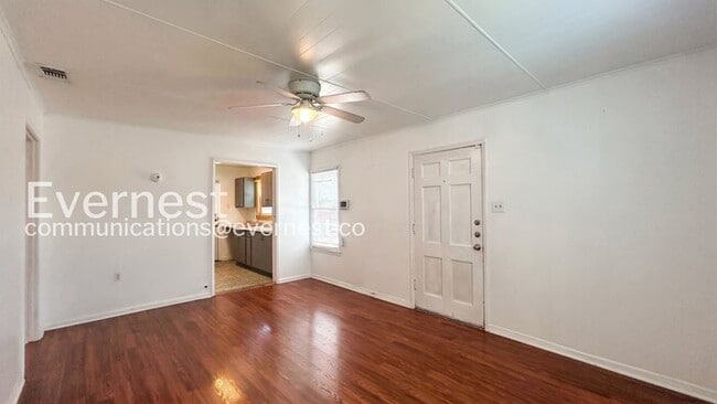 Photo - 118 Cravens Ave