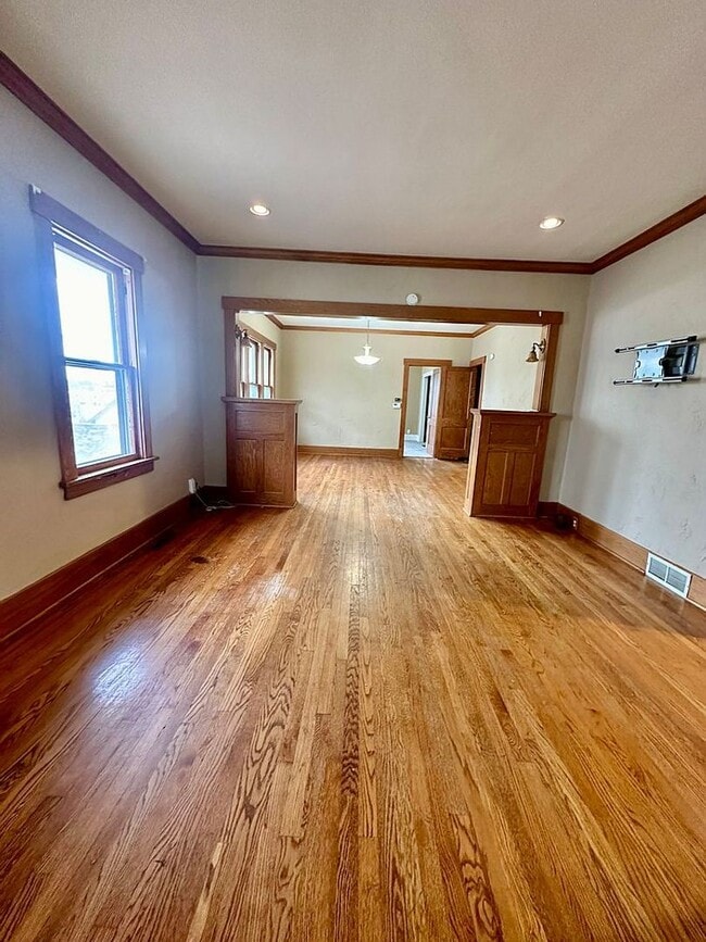 Photo - 124 N 43rd St