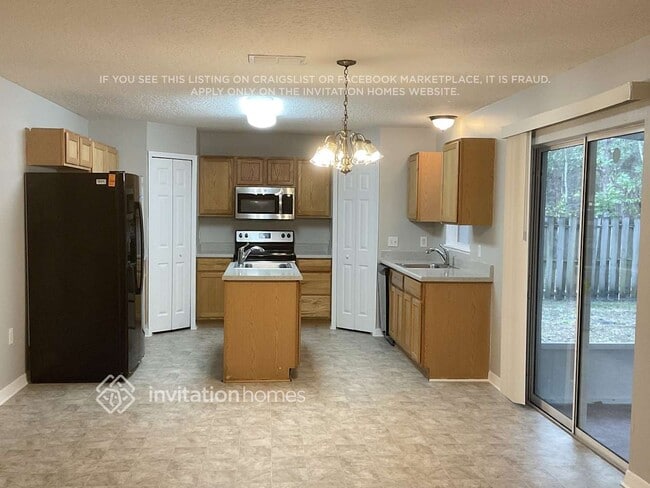 Photo - 5519 Shady Pine St S