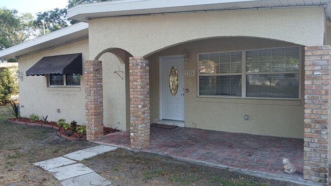 Building Photo - 2286 Sherwood Dr Unit 2286 Sherwood Drive