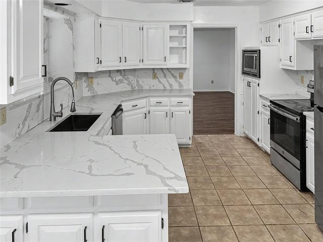 Photo - 2730 Big Oaks Dr