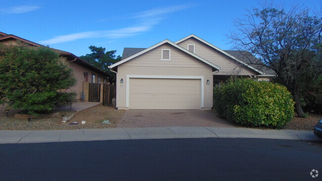 Building Photo - 279 N Ensenada St Rental