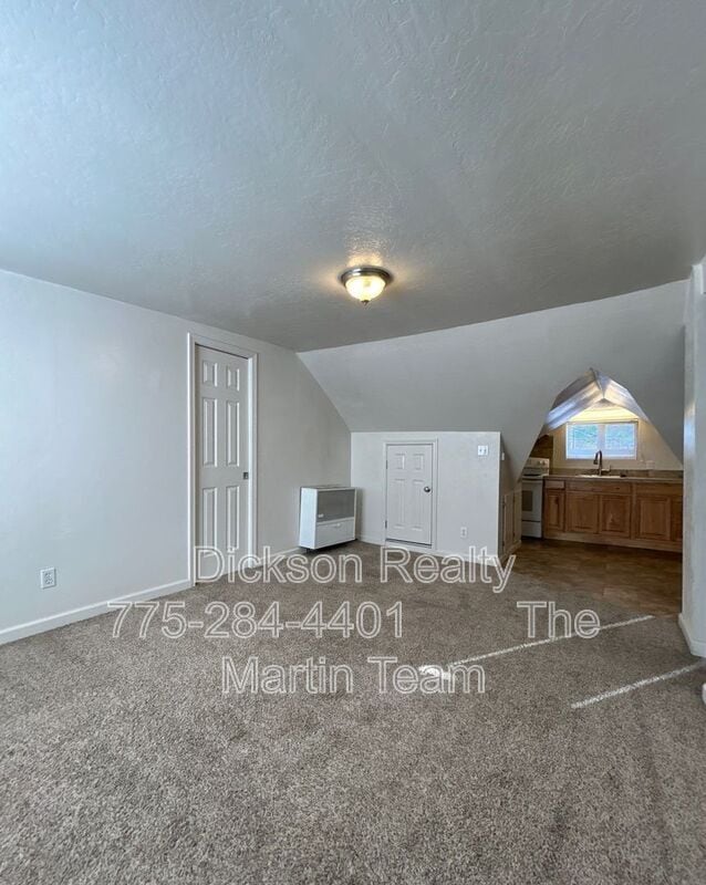 Photo - 621 1/2 6th Street